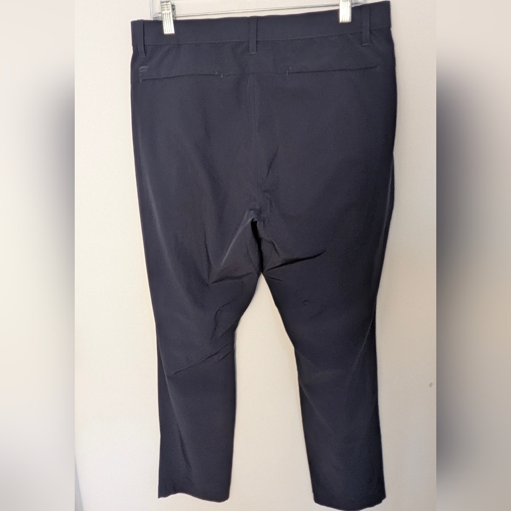 Fabletics Men’s Tech The Only Pant sz 32 * 30 Straight Leg Blue Golf Performance